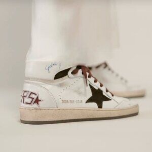 NWT Golden Goose White, Beige and Chocolate Sneakers with Vintage Design 38